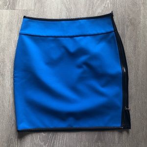 Ann Taylor | side zip mini skirt
